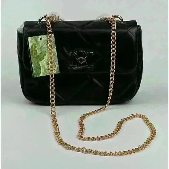Badgley Mischka Handbags - Badgley Mischka Womens Diamond-Quilted Chain Crossbody Bag NWT $149